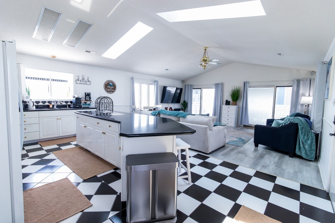 The Coastal Crown Penthouse photo 23